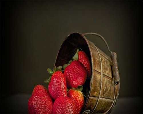 试管婴儿助孕：并非所有不孕都能通过试管实现，代孕双胞胎男孩可行吗？